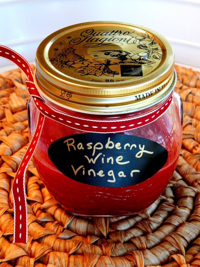 Homemade Raspberry Wine Vinegar