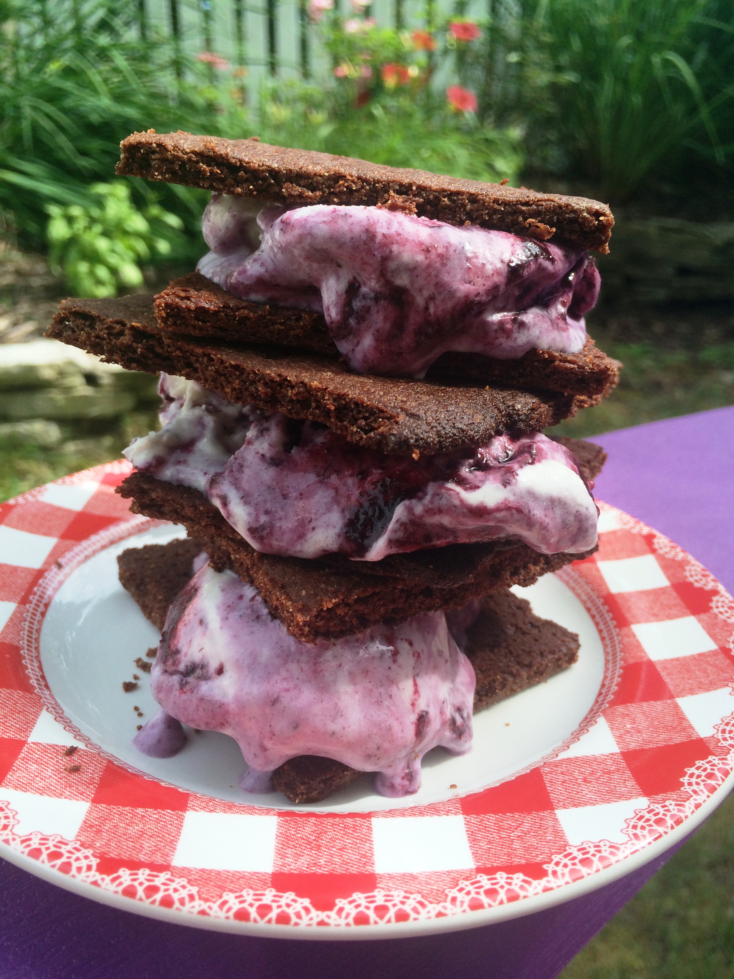 Melty, Cruchy, Gooey!