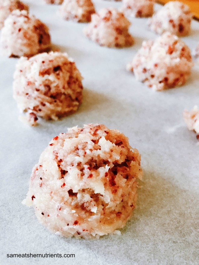 cherry-macaroon-dough